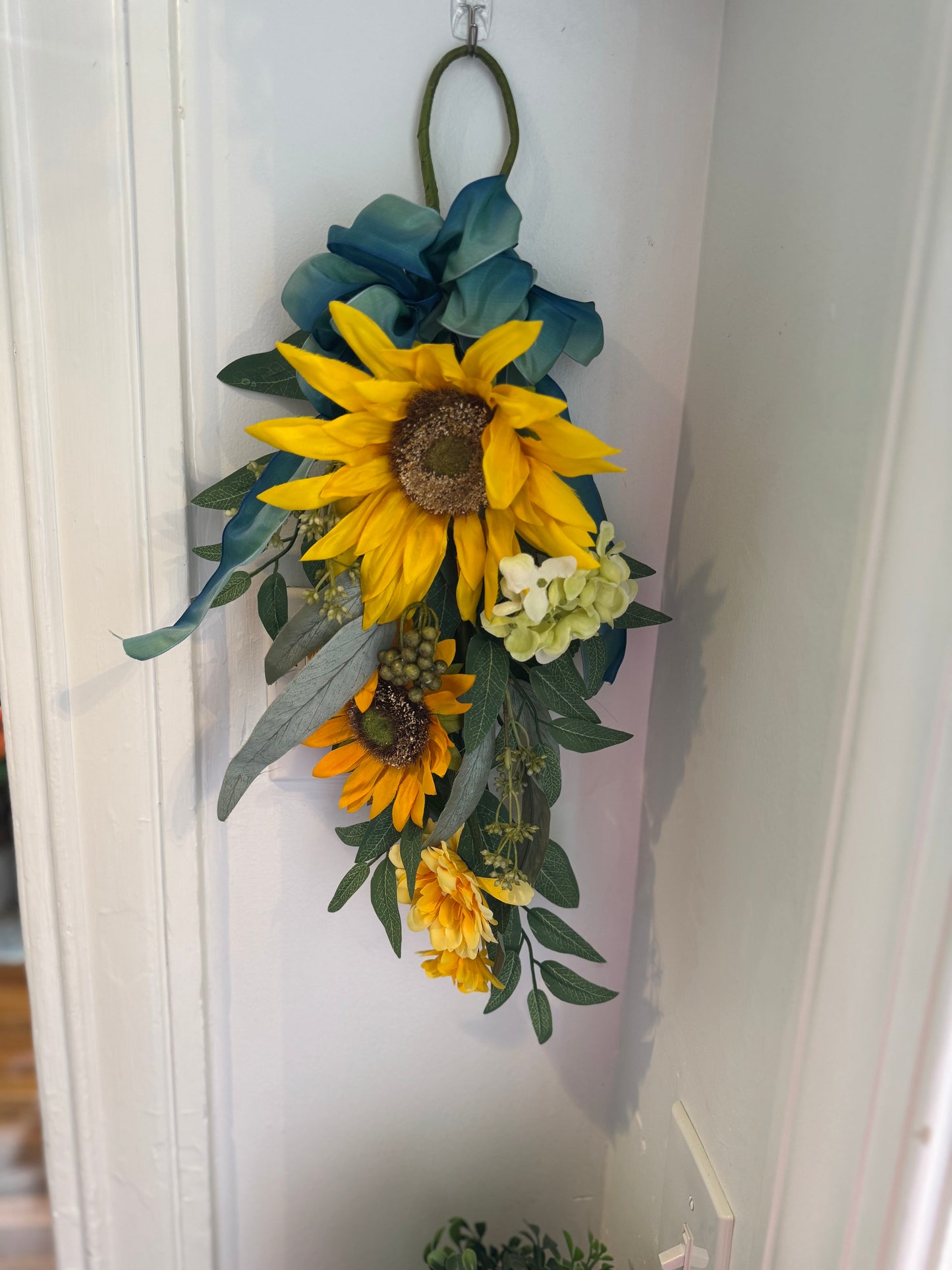 Sunflower Swag