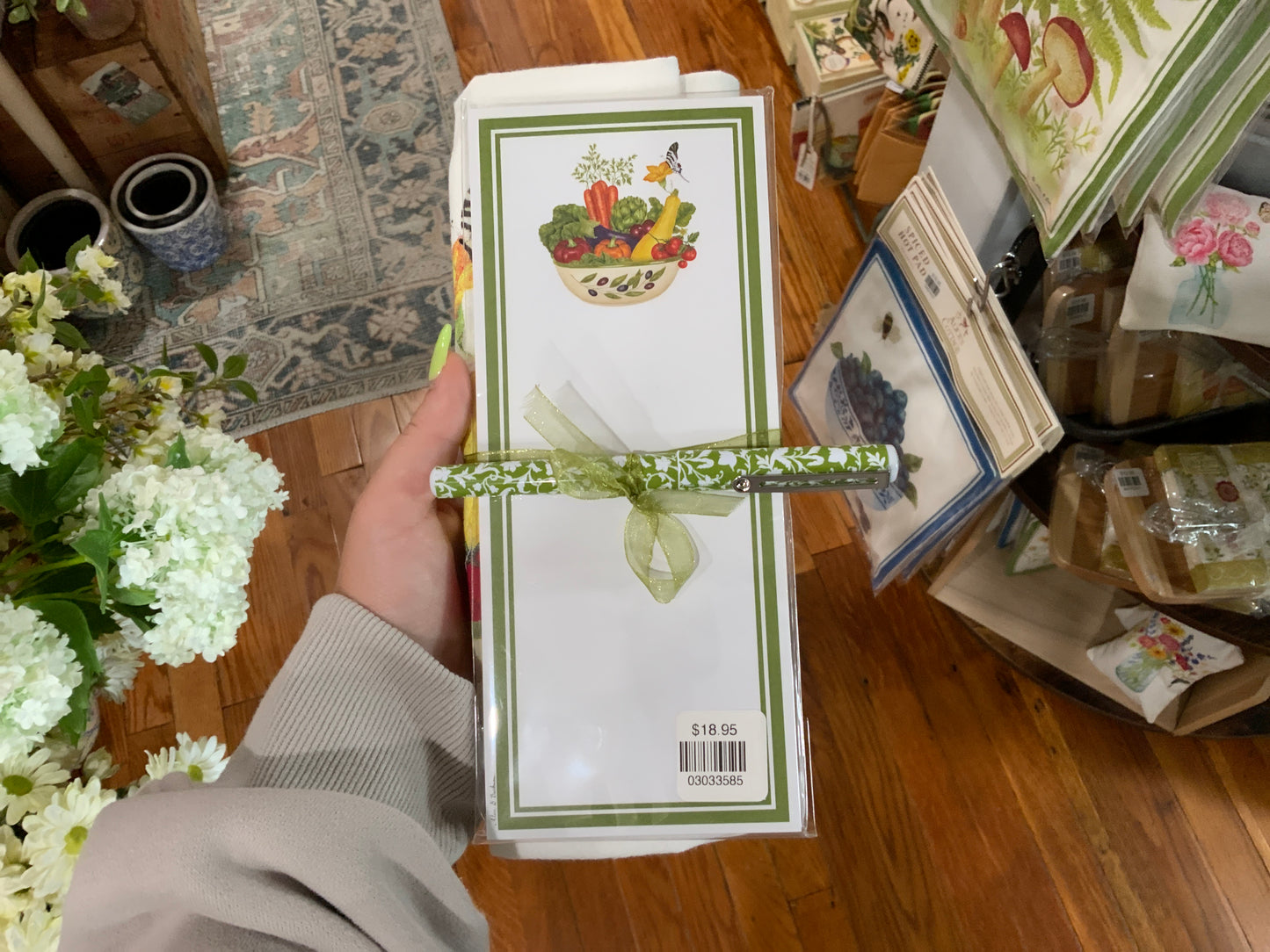Flour Sack Towel & Magnetic Note Pad Set