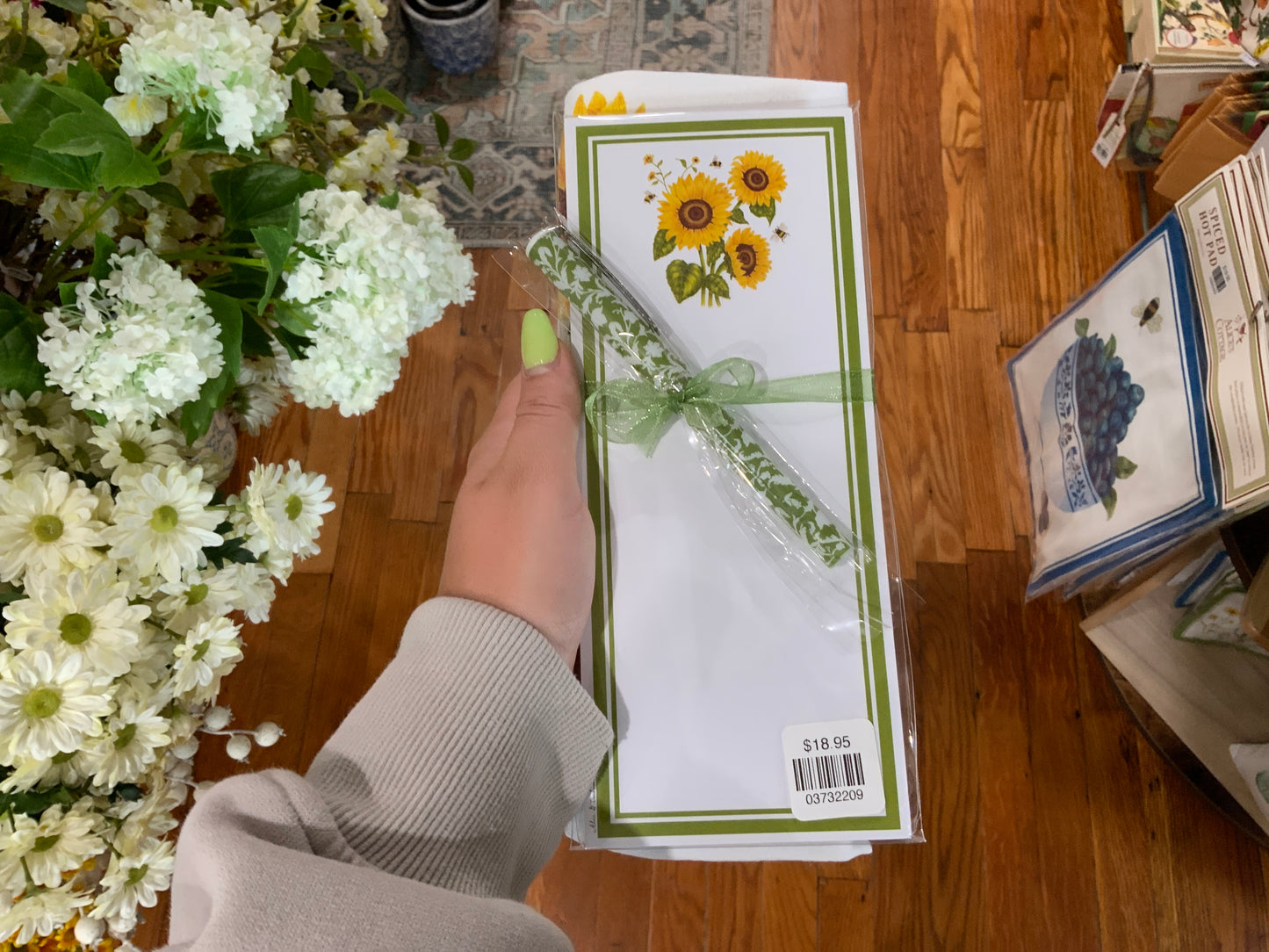 Flour Sack Towel & Magnetic Note Pad Set