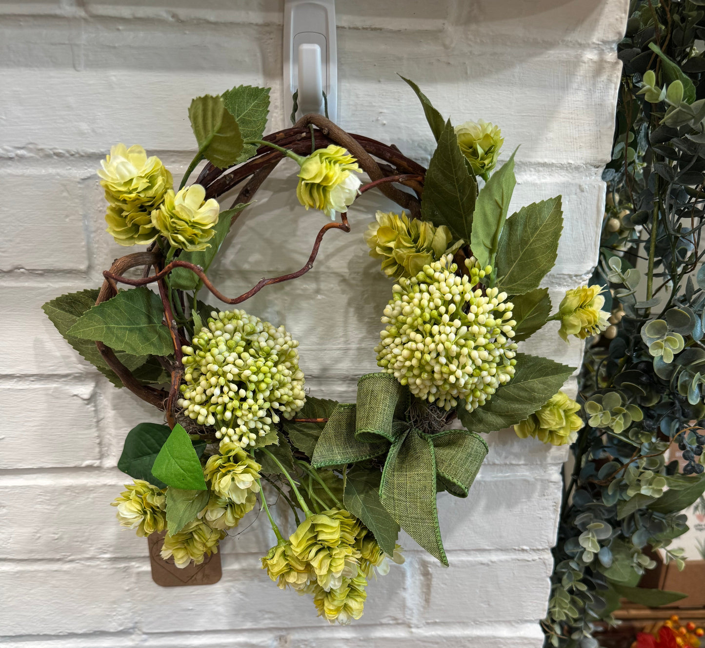 Mini Hops wreath