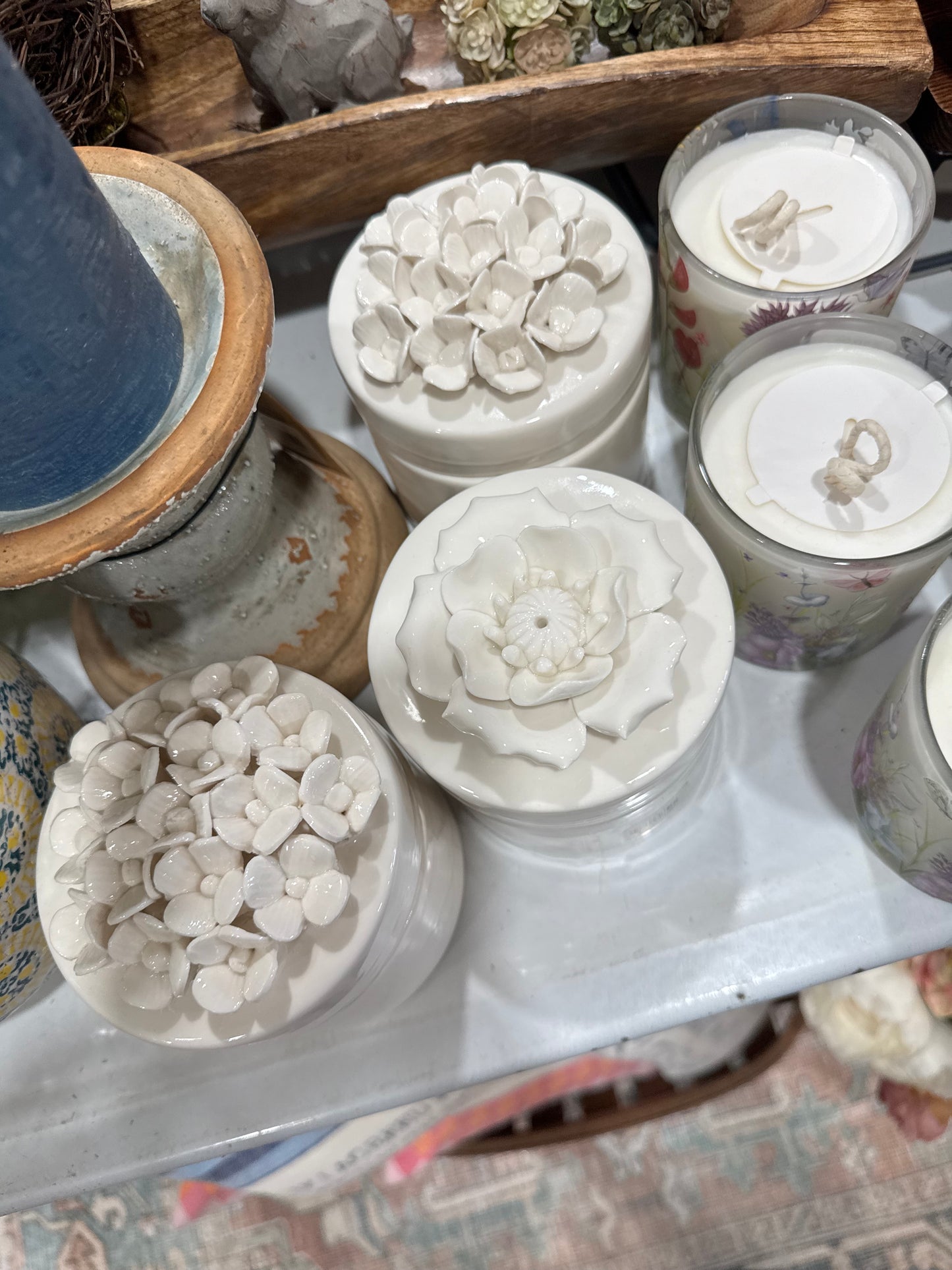 Scents OF Home scented candle in Flower Keepsake Box