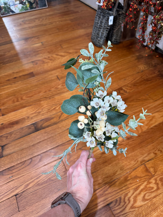 EUCALYPTUS/WAXFLOWER PICK