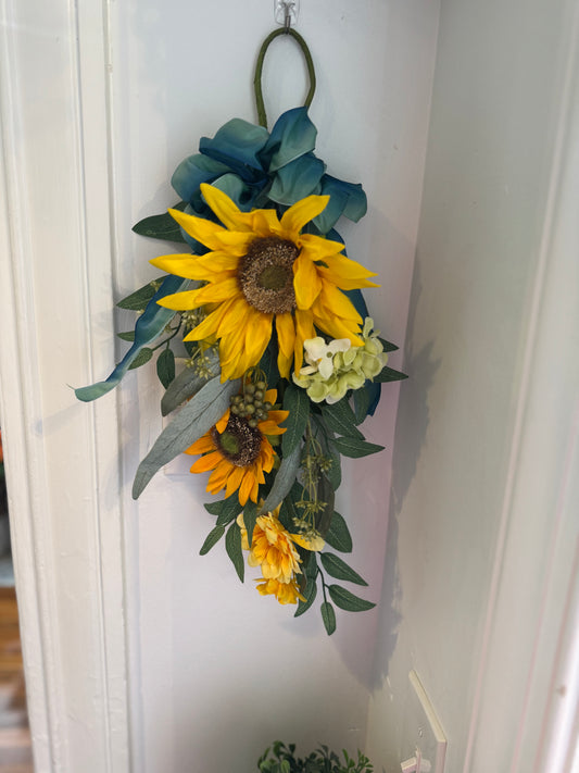 Sunflower Swag